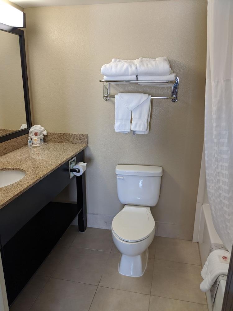Comfort Suites Concord Mills Luaran gambar