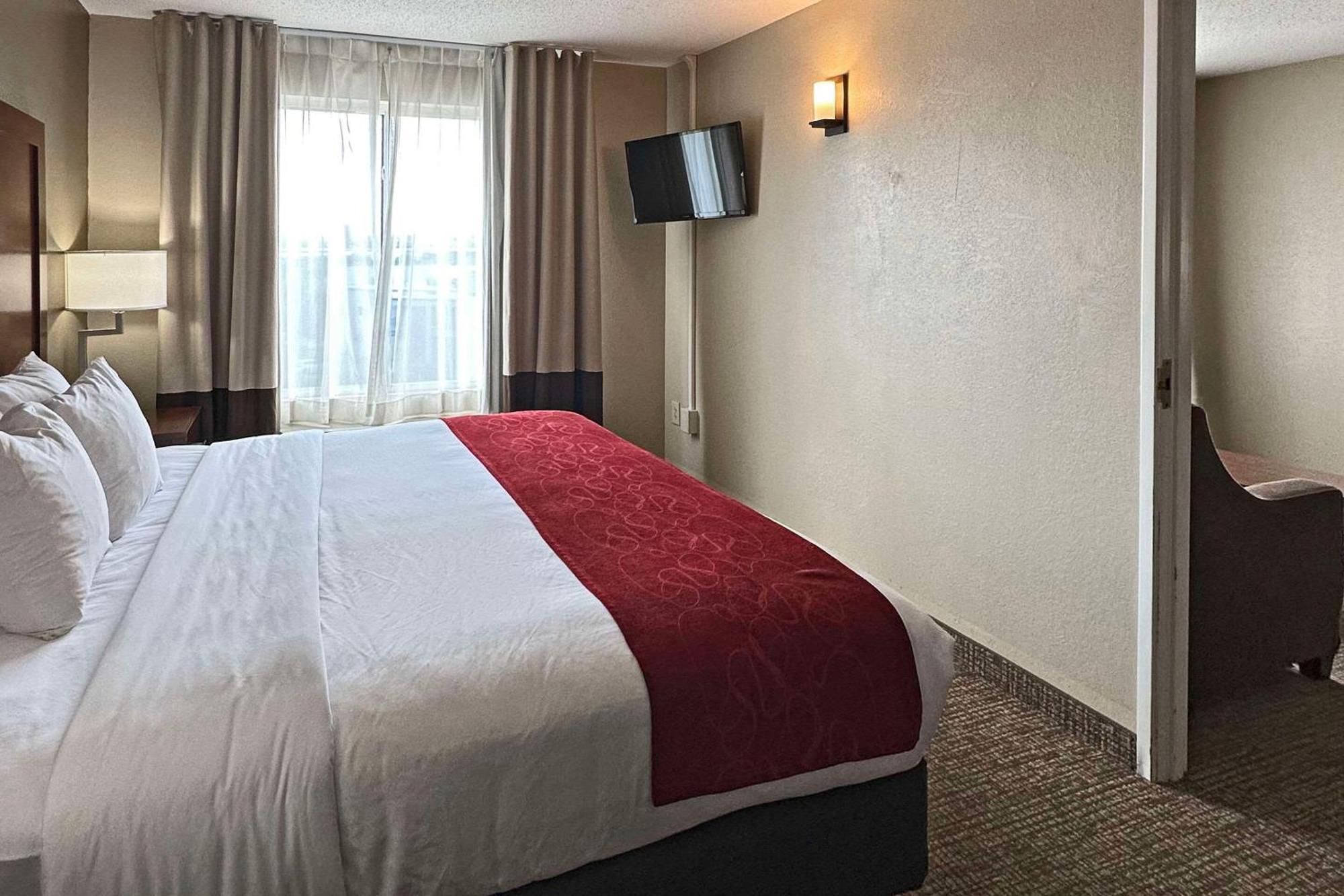 Comfort Suites Concord Mills Luaran gambar