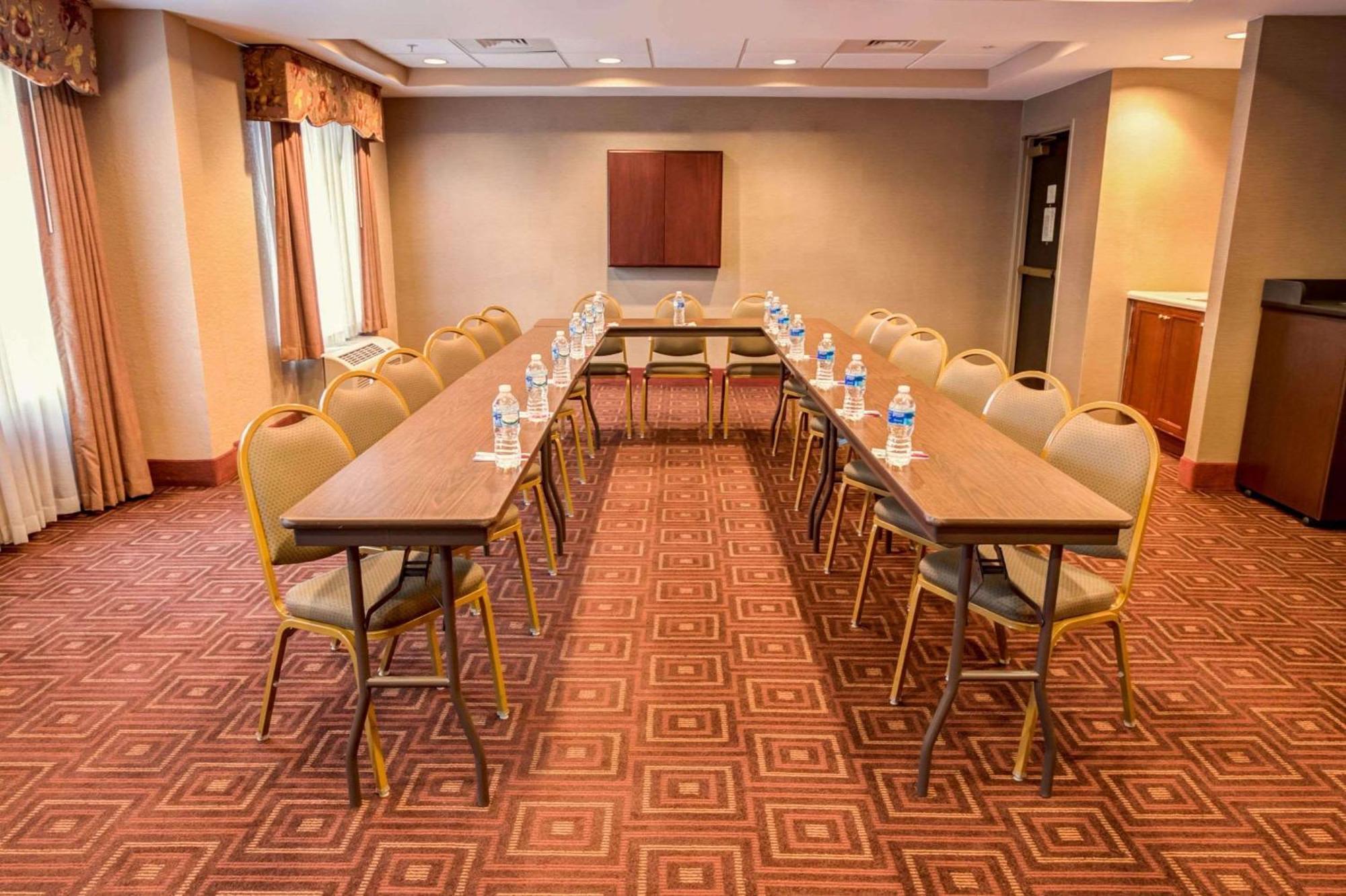Comfort Suites Concord Mills Luaran gambar